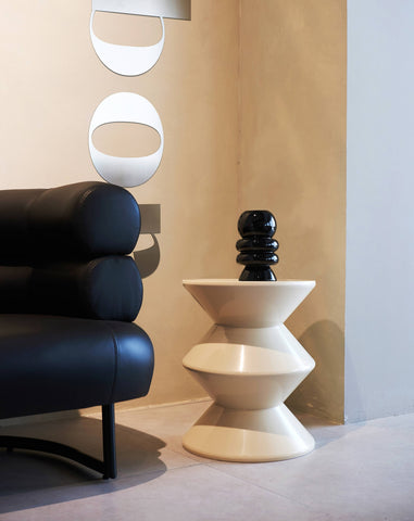 Aura Round Side Table in ABS Plastic With Contemporary Double-Hourglass Design